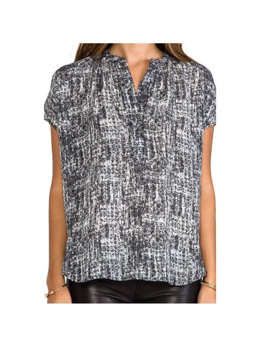 VINCE Women's White & Black Vee Placket Blouse V169210835 Sz XS $325